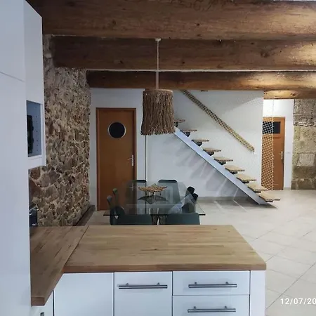 La Vigneronne Du 7 Apartment *